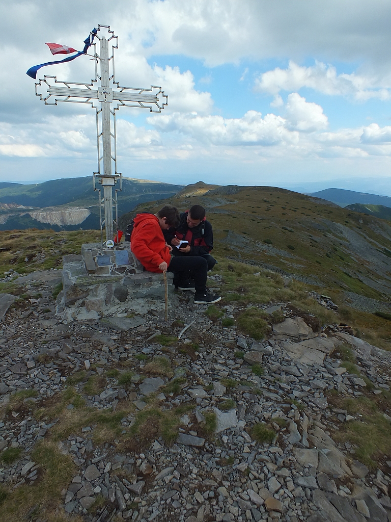 &copy; R.Thiel
11.08.2012 16:21:52
11.08.2012
Rumänien 2012
Rumänienfotos