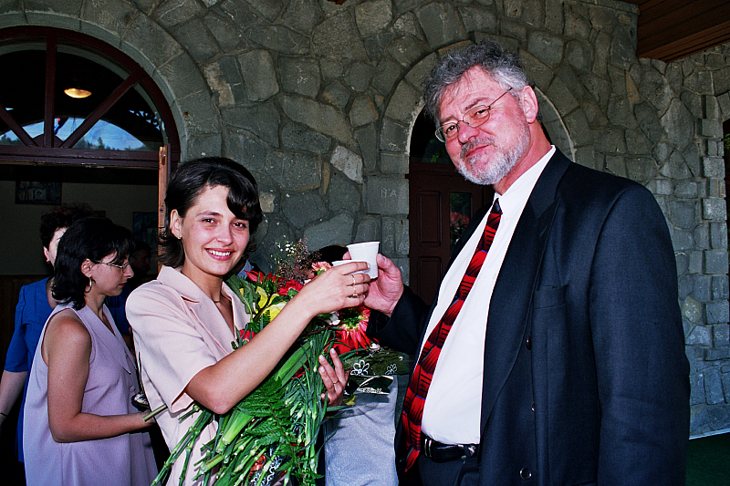 &copy; R.Thiel
Standesamt (Primărie/Rathaus)
Hochzeit in Sinaia/Buşteni/Bucegi
Rumänienfotos